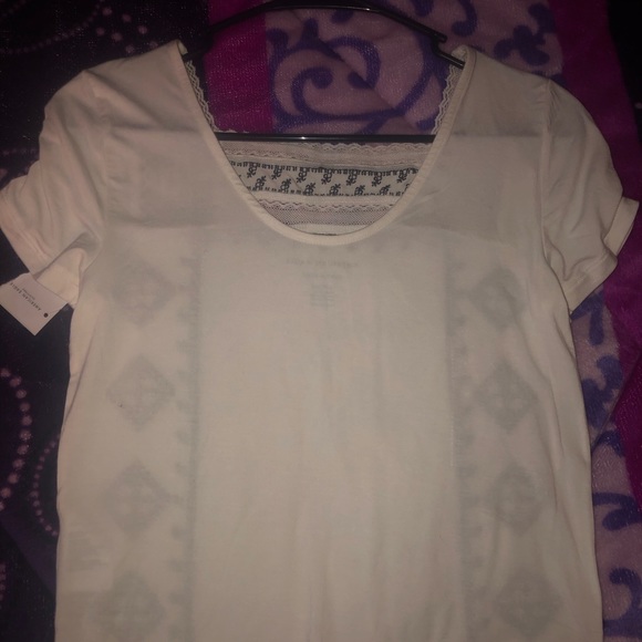 American Eagle Top - Picture 2 of 3